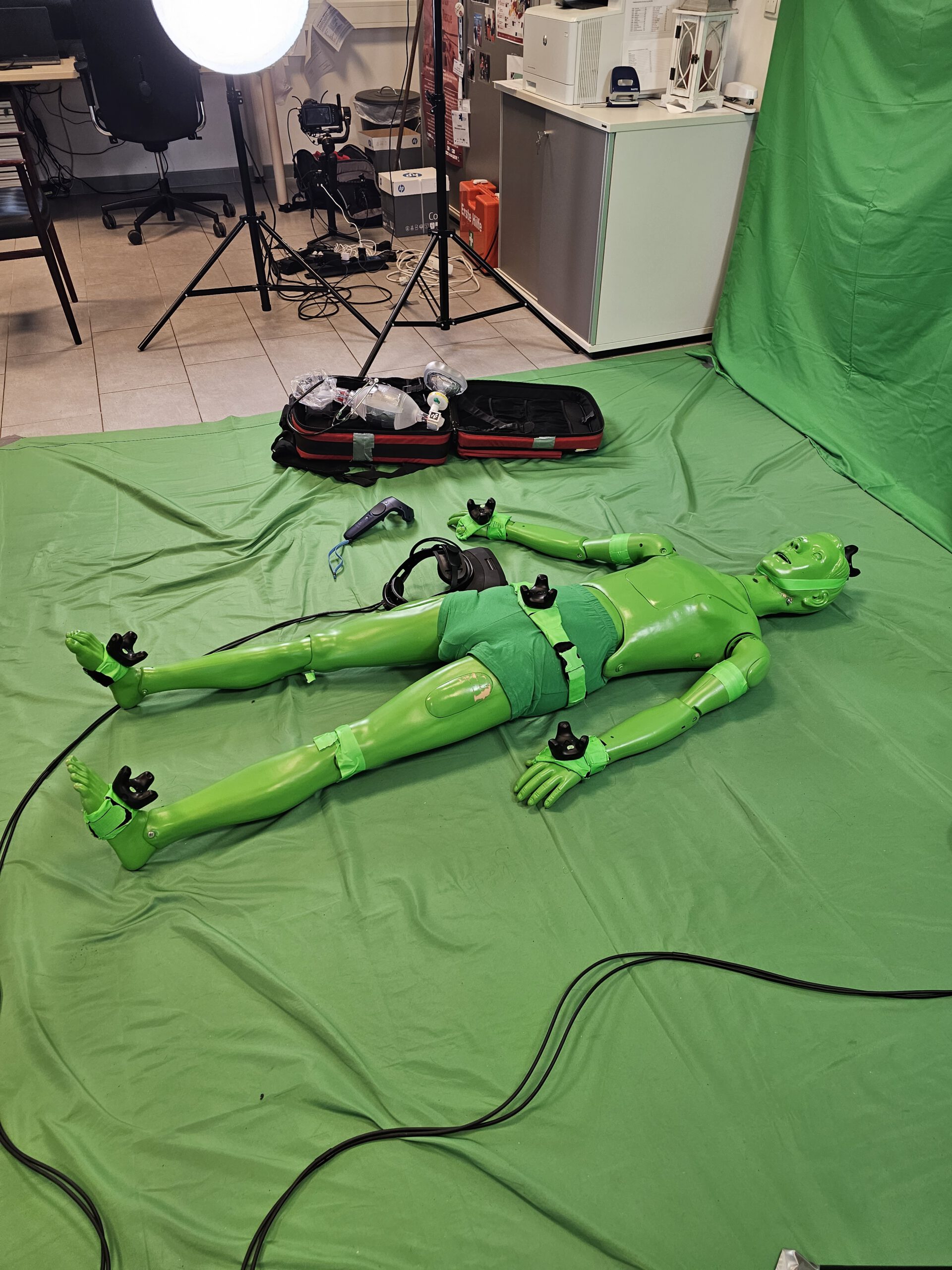 MED1stMR green manikin